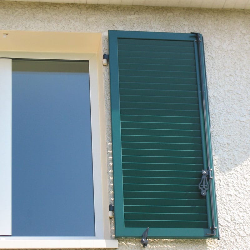 royan volet battant persienne alu 06